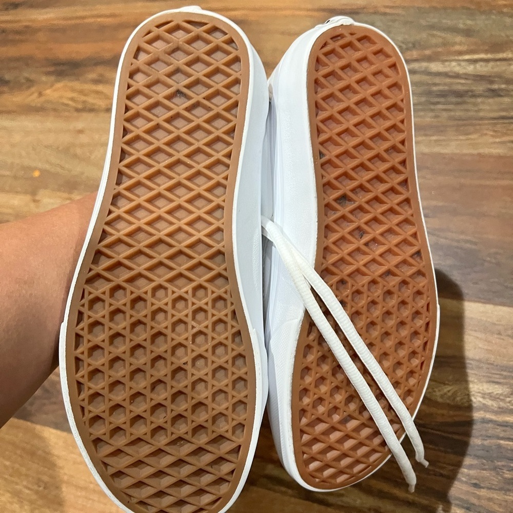 Vans Leather Shoes Womens Size 6.5 White Low-Top Skate Sneakers Clean - Picture 6 of 6